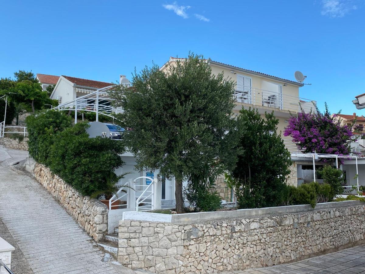 Apartments Lumini Trogir Extérieur photo